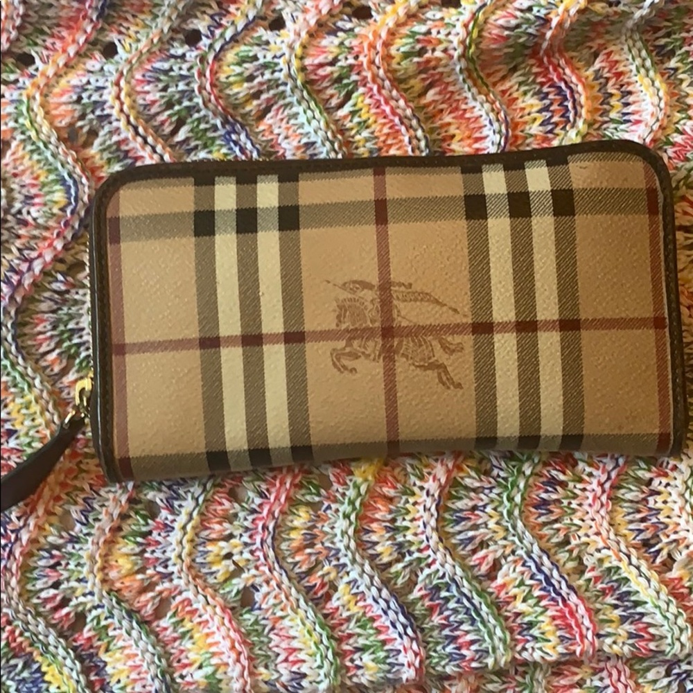 Burberry wallet